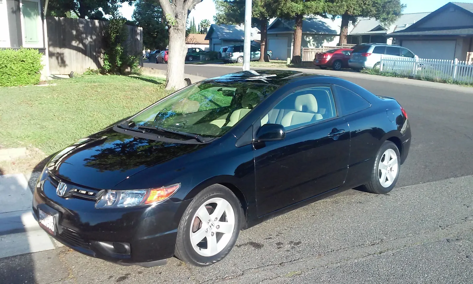 Black Honda Civic coupe, exterior detail